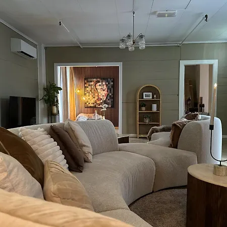 Huset Vart - *
